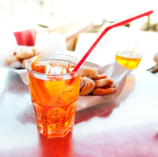 Long drink Spritz with oranges on table